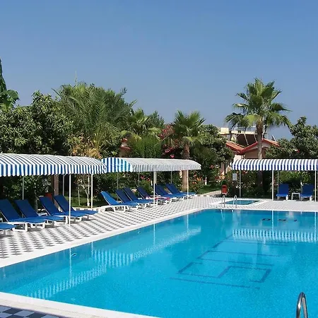 Hulusi Hotel *
