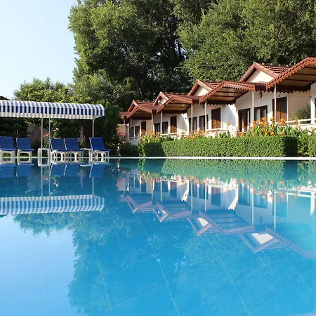 Hulusi Hotel *