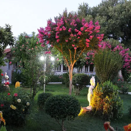 Hotel Hulusi *